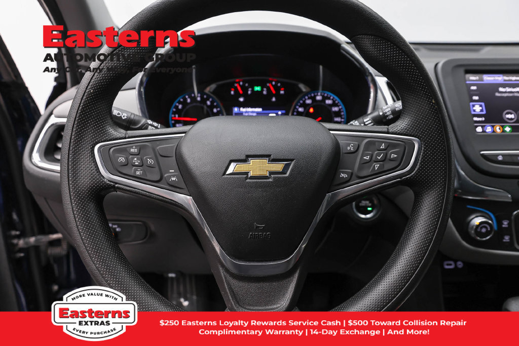 Used 2022 Chevrolet Equinox LS w/ LS Convenience Package AWD/4WD image 11