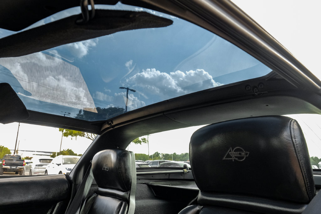 Used 1993 Chevrolet Corvette Coupe RWD image 15