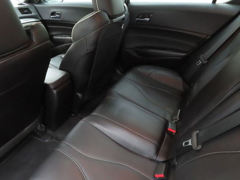 Used 2020 Acura ILX w/ Premium Package image 21