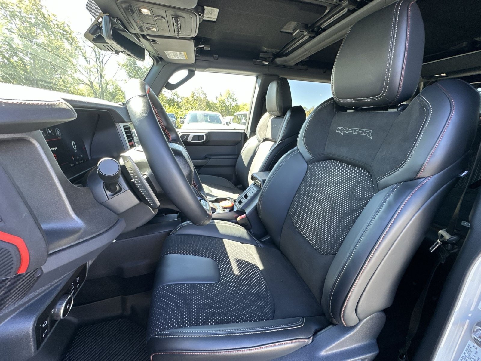 New 2026 Ford Bronco Raptor w/ Interior Carbon Fiber Pack AWD/4WD image 14