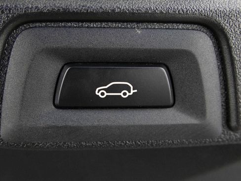 Used 2022 BMW X5 xDrive40i AWD/4WD image 43