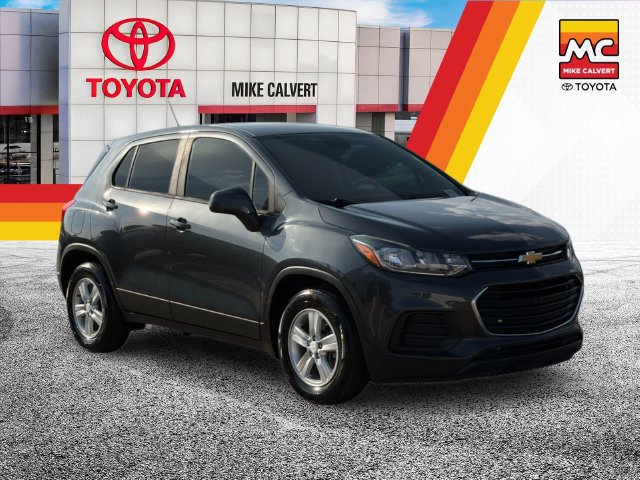 Used 2020 Chevrolet Trax LS w/ Tint and Cruise Package FWD image 7