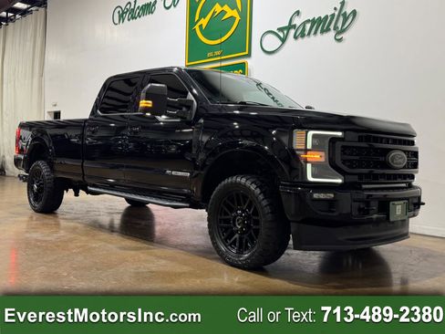 Used 2022 Ford F350 Lariat w/ Black Appearance Package image 1