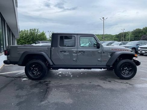 Used 2023 Jeep Gladiator Mojave w/ Cold Weather Group AWD/4WD image 4