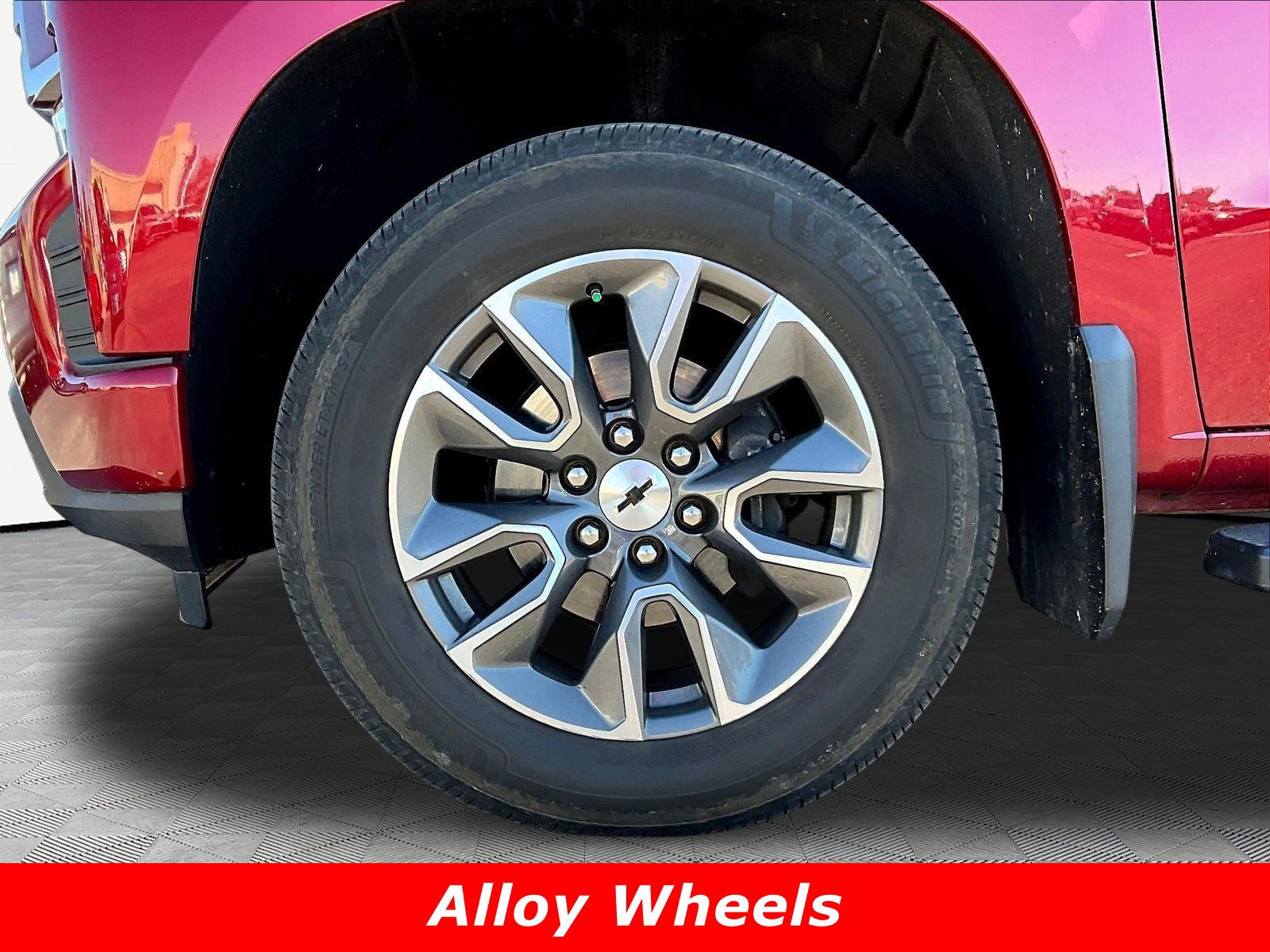 Used 2020 Chevrolet Silverado 1500 RST AWD/4WD image 33