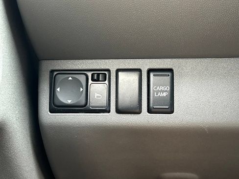 Used 2020 Nissan Frontier SV RWD image 29