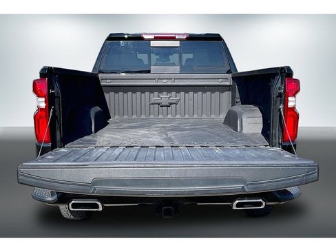 Used 2024 Chevrolet Silverado 1500 LT Trail Boss w/ LT Trail Boss Premium Package AWD/4WD image 7