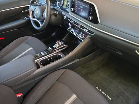 Used 2022 Hyundai Sonata SEL image 17