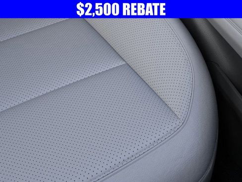 New 2026 Ford Explorer Platinum w/ LUX Leather Package image 16