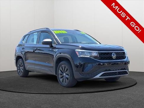 Used 2024 Volkswagen Taos S FWD image 5