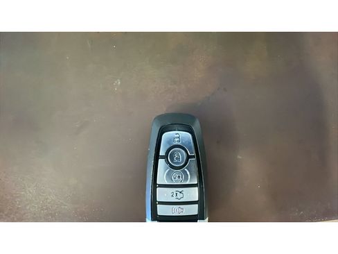 Used 2018 Ford Explorer Platinum AWD/4WD image 22