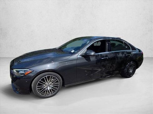 Used 2022 Mercedes-Benz C 300 4MATIC Sedan image 4
