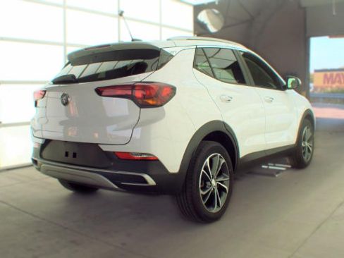 Used 2021 Buick Encore GX Select FWD image 4