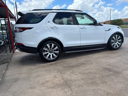 Used 2018 Land Rover Discovery HSE Luxury AWD/4WD image 9