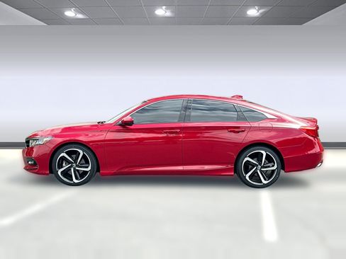 Used 2020 Honda Accord Sport image 2