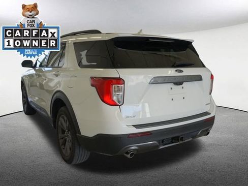 Used 2023 Ford Explorer XLT w/ Equipment Group 202A AWD/4WD image 11