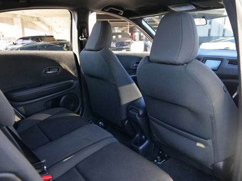 Used 2021 Honda HR-V Sport image 33