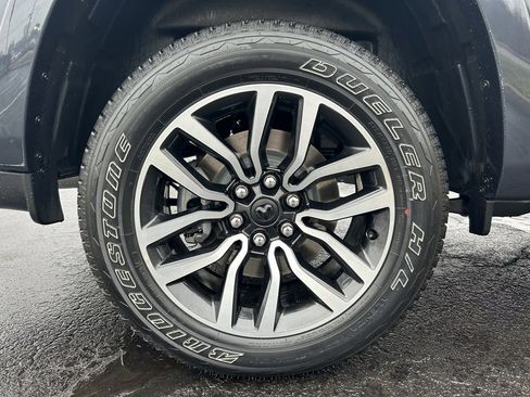 Used 2026 RAM 1500 Limited w/ Trailer Tow Group image 28