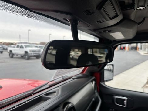 Used 2018 Jeep Wrangler Unlimited Sport S image 17