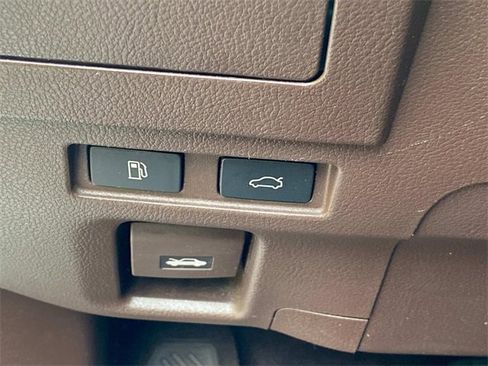 Used 2019 Lexus ES 350 w/ Premium Package image 16