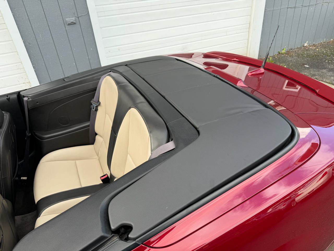 Used 2011 Chevrolet Camaro LT RWD image 13