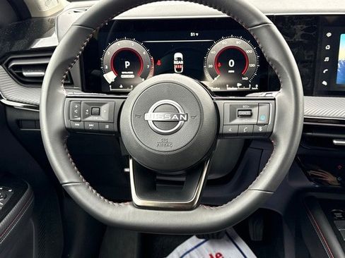 New 2025 Nissan Kicks SR image 21