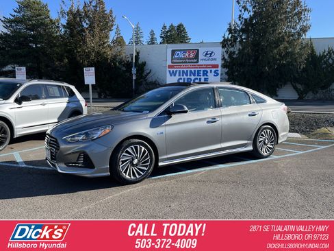Used 2018 Hyundai Sonata Limited w/ Ultimate Package 02 image 1