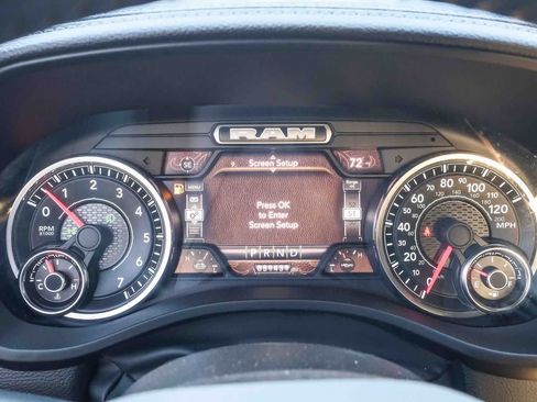 Used 2023 RAM 1500 Laramie AWD/4WD image 23