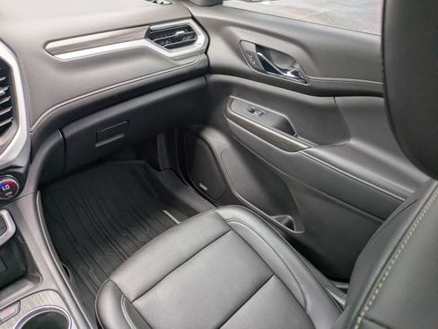 Used 2023 GMC Acadia SLT w/ Elevation Edition FWD image 19