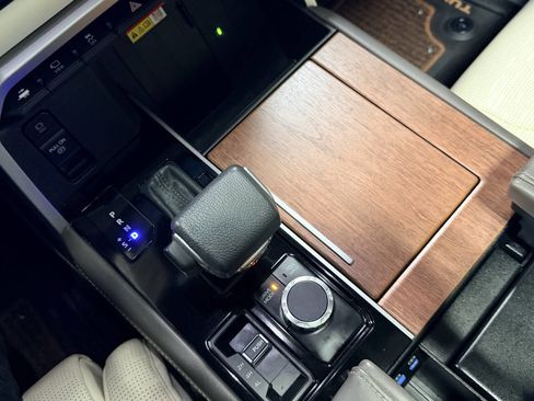 Used 2023 Toyota Tundra 1794 Edition w/ Advanced Package image 19