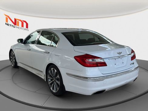 Used 2014 Hyundai Genesis 5.0 R-Spec image 3