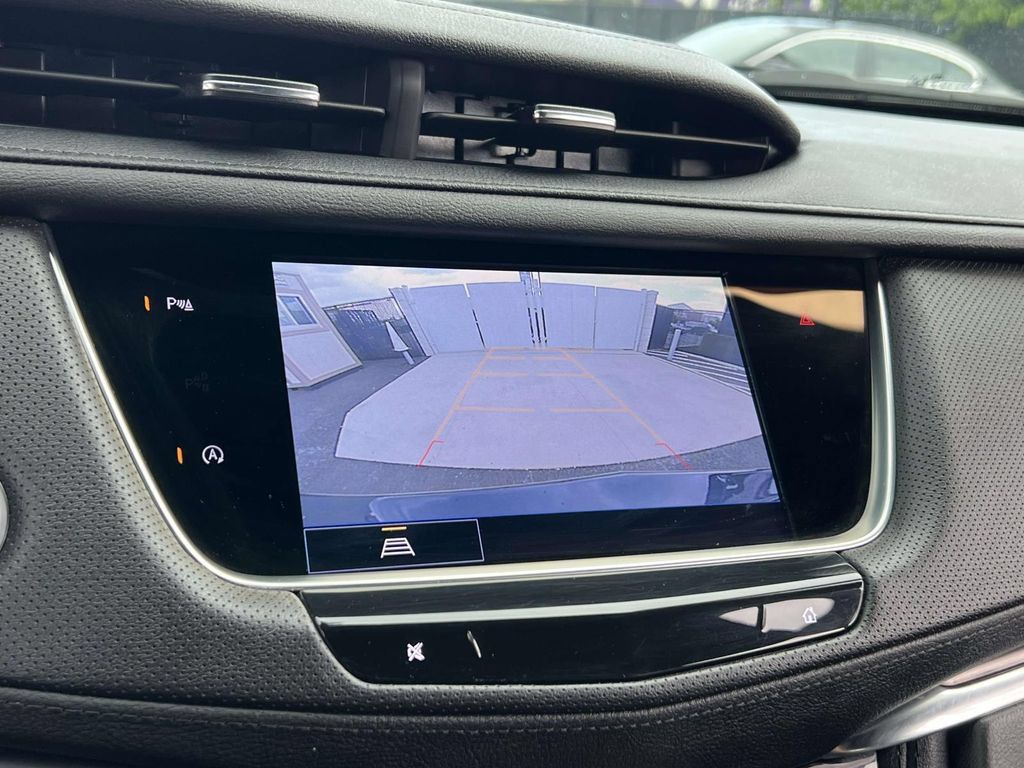 Used 2023 Cadillac XT5 Luxury AWD/4WD image 33