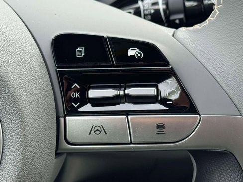 New 2026 Hyundai Elantra SEL Sport image 18