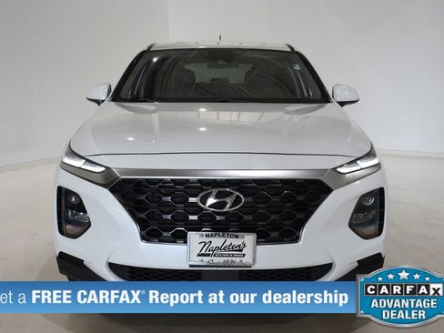 Used 2019 Hyundai Santa Fe SE FWD image 2