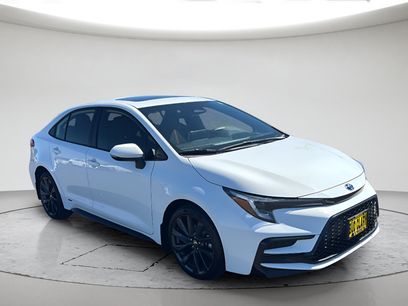 Used 2025 Toyota Corolla SE w/ SE Premium Package