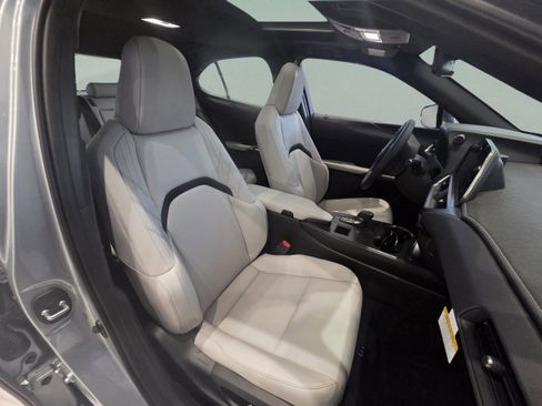 New 2026 Lexus UX 300h FWD image 26