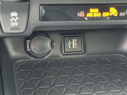 Used 2024 Toyota RAV4 XLE Premium FWD image 21