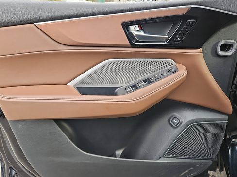 Used 2023 Acura MDX SH-AWD w/ Technology Package image 13