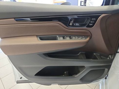 New 2026 Honda Odyssey Elite image 18