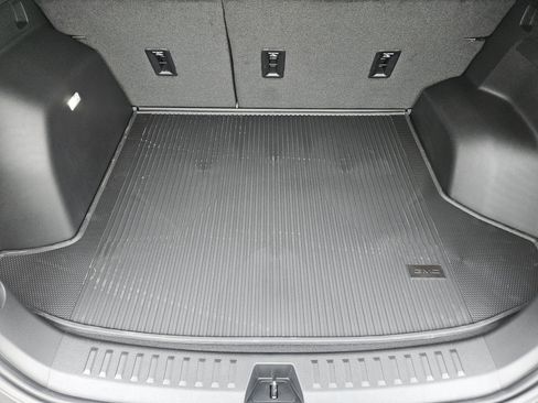 New 2027 GMC Terrain Elevation w/ LPO, Floor Liner Package FWD image 21