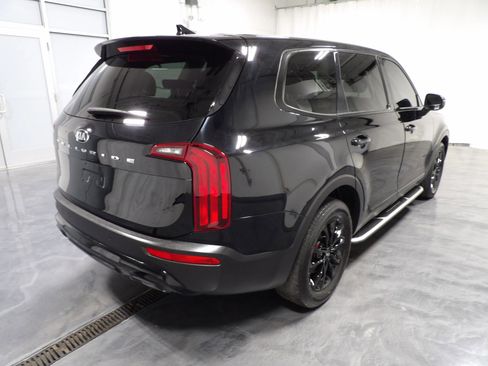 Used 2021 Kia Telluride LX AWD/4WD image 5