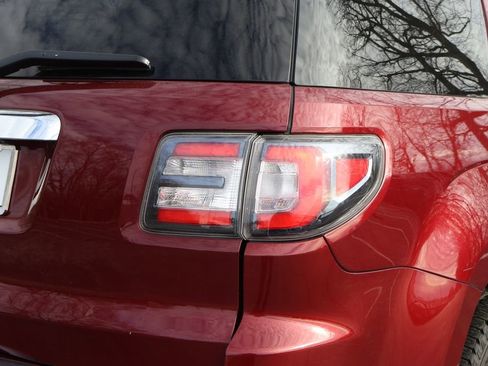 Used 2016 GMC Acadia SLE image 7