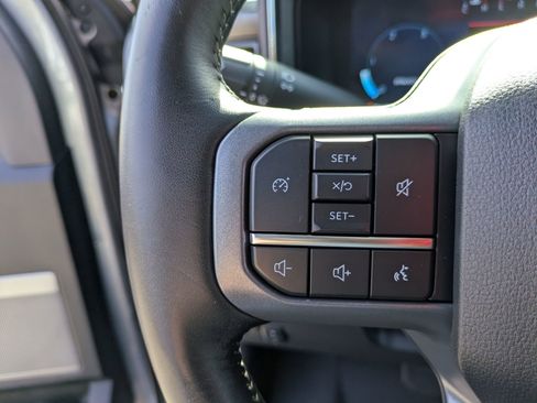 Certified 2024 Ford F350 Lariat w/ Chrome Package image 19