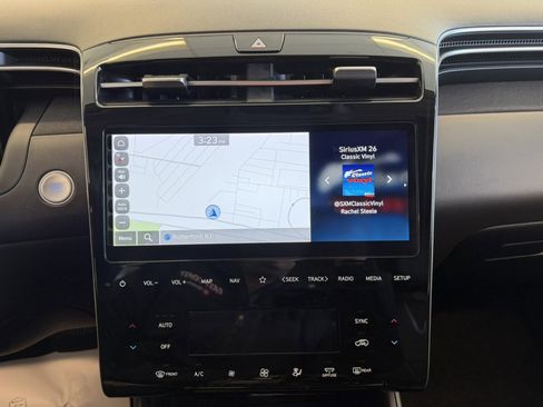 Used 2023 Hyundai Tucson Limited image 29