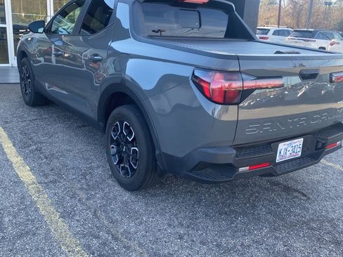 Used 2022 Hyundai Santa Cruz SEL Premium image 3