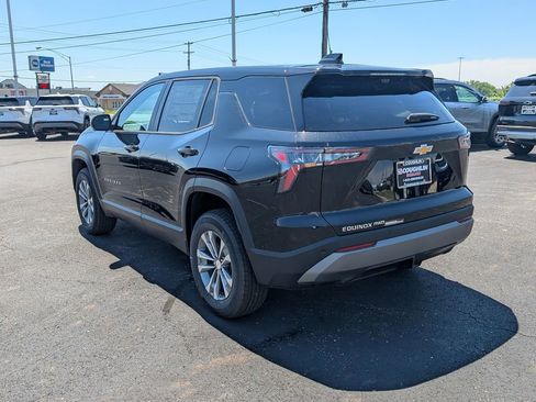 New 2026 Chevrolet Equinox LT w/ Convenience Package II AWD/4WD image 5
