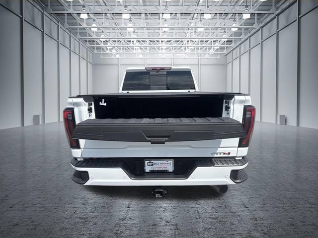 Used 2025 GMC Sierra 2500 AT4 w/ Max Trailering Package AWD/4WD image 19
