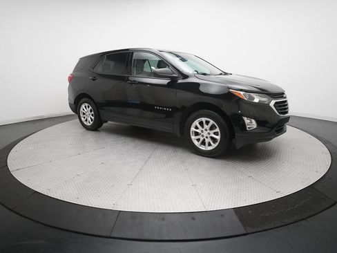 Used 2019 Chevrolet Equinox LS w/ LS Convenience Package AWD/4WD image 35