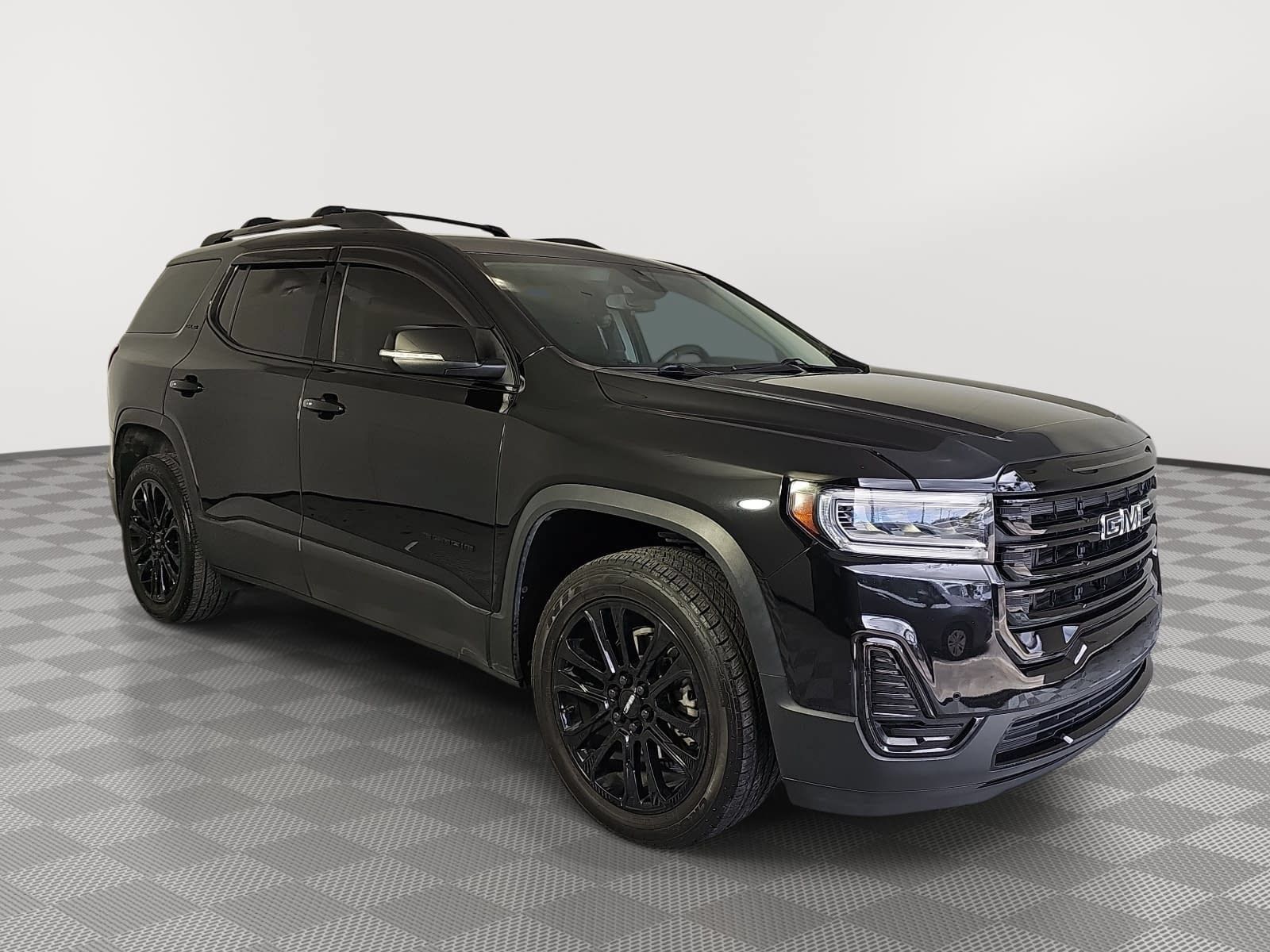 Used 2023 GMC Acadia SLE w/ Driver Convenience Package FWD image 2