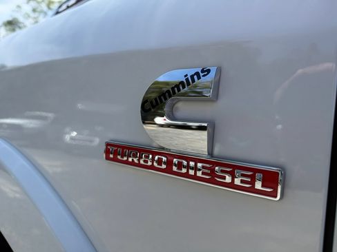 New 2025 RAM 2500 Limited AWD/4WD image 18